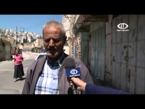 الاحتلال يوافق على فتح عدد من المحال التجارية