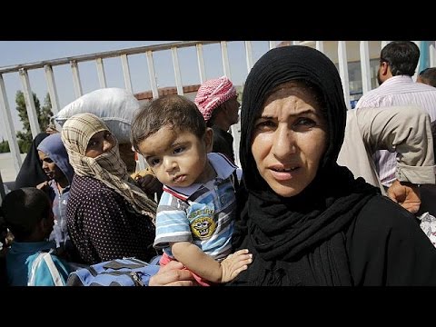 شاهد الحدود مقفلة بوجه العائدين إلى تل ابيض