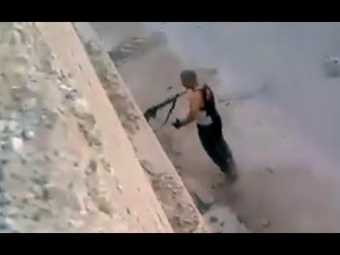 بالفيديو القوات الكردية تعتقل مصريًا في داعش