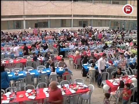 لجنة زكاة نابلس المركزية تنظم إفطارا خيريا للأيتام