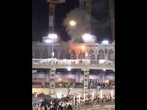 بالفيديو ماس كهربائي يتسبب في حريق داخل الحرم المكي