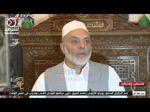 آلاف المصلين يؤدون صلاة الجمعة اليتيمة