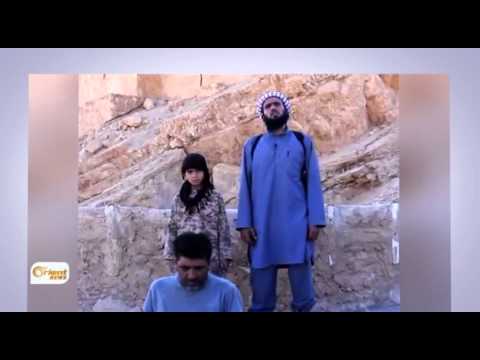 شاهد داعش يقتل قائدًا في الجيش السوري