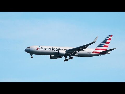 شاهد أميركان آرلاينز تمنع نقل غنائم الصيد