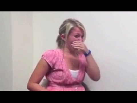 ردود فعل أشخاص يسمعون للمرة الأولى