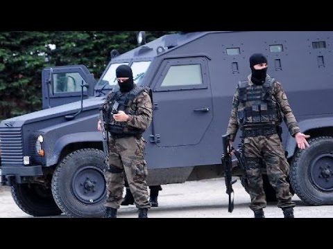 شاهد مقتل 10 عناصر من الشرطة التركية