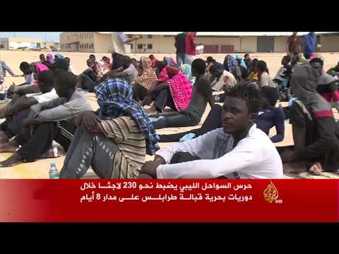 شاهد ملاحقة لاجئين خلال دوريات بحرية قبالة طرابلس
