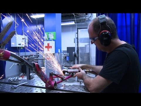 شاهد شبكة مشاغل أميركية للمبدعين الراغبين في تبادل الأفكار للابتكار