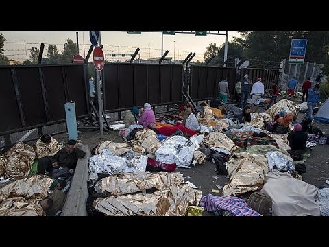 بالفيديو معاناة اللاجئين تتواصل أمام معبر هورغوس الحدودي
