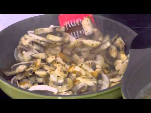 شاهد طريقة عمل مكرونة فيتوتشيني