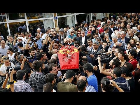 تشييع جثامين عدد من ضحايا تفجيري أنقرة