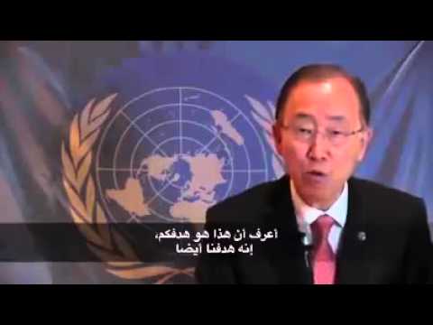 شاهد ملثم فلسطيني يرعب جنود الاحتلال في الخليل