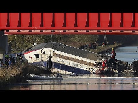 أسباب انحراف قطار تي جي في في فرنسا السبت الماضي