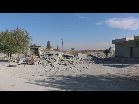 شاهد ألغام داعش تغتال أهالي حلب القادمين إلى قرية حرجلة من تركيا