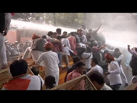 شاهد احتجاجات ضد التعصب الديني في الهند