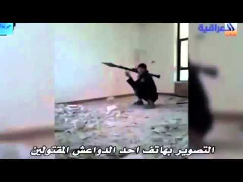 شاهدأحد عناصر داعش يفجر نفسه بالخطأ
