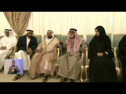 حاكم الشارقة سلطان يقدم واجب العزاء لأسرة  الشهيد سلطان بن هويدن الكتبي