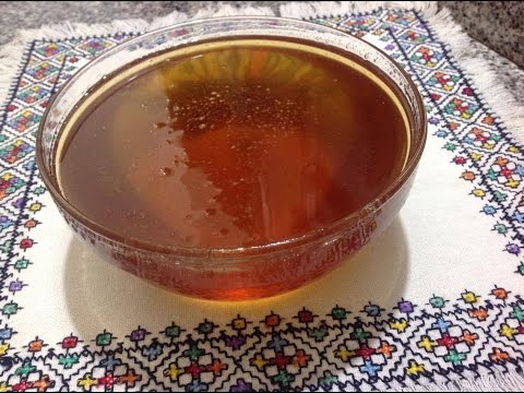 شاهد كيفية تحضير عسل منزلي بالأعشاب