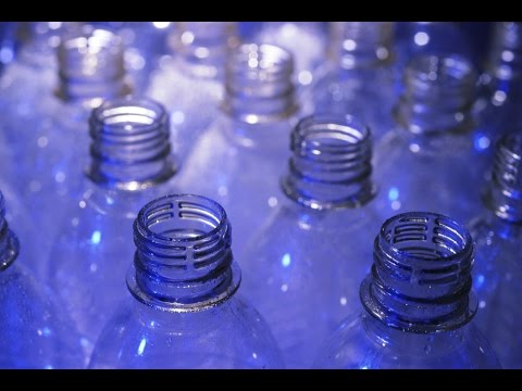 بالفيديو كيف تفرق بين الأدوات البلاستيكية المضرة والغير مضرة