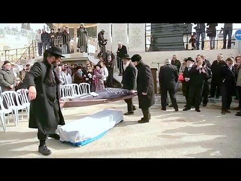 فيديوقوات الاحتلال تعتقل فلسطينيًا بزعم طعن مستوطنة إسرائيلية