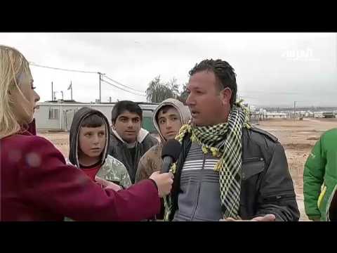 شاهد معاناة اللاجئين السوريين مع العاصفة الثلجية