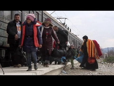 شاهد النمسا تلوح بفرض المزيد من القيود على دخول اللاجئين