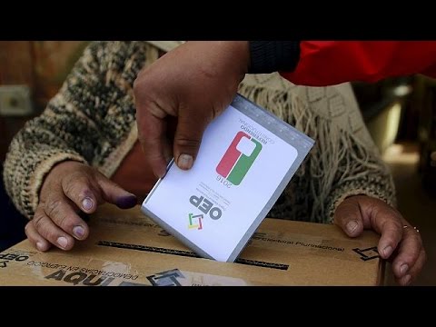 نتائج استفتاء تعديل الدستور في بوليفيا قد تحرم الرئيس إيفو موراليس من عهدة رابعة