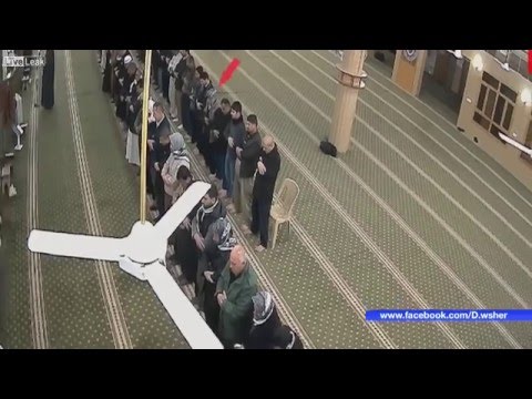 شاهد لحظة وفاة رجل أثناء الصلاة في المسجد