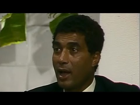 شاهد أحمد زكي يكشف سبب استبعاده من فيلم الكرنك