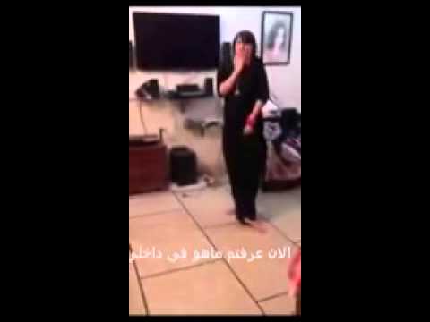 شاهد بالفيديو وصلة رقص لفتاة داخل منزلها
