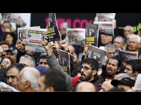 مارتن شولتز يؤكد أن حرية التعبير جزء من الهوية الأوروبية