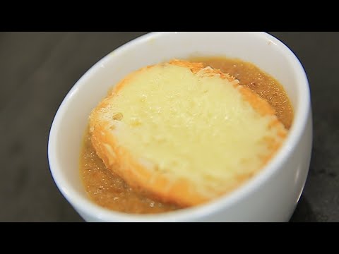 طريقة عمل شوربة البصل