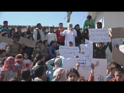 مظاهرت سلمية تعم سورية تأكيدا على مطالب الثورة