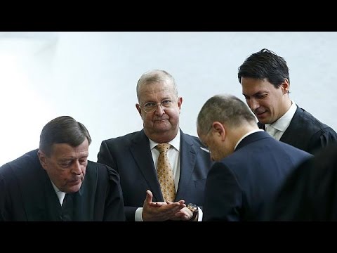 شاهد تبرئة مديران سابقان في بورش من تهمة تضليل المستثمرين