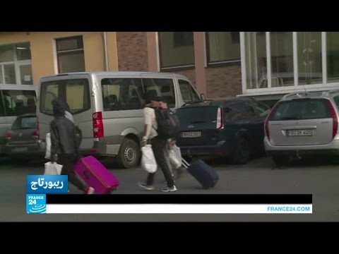 شاهد لاجئون عراقيون يتركون الحلم الأوروبي