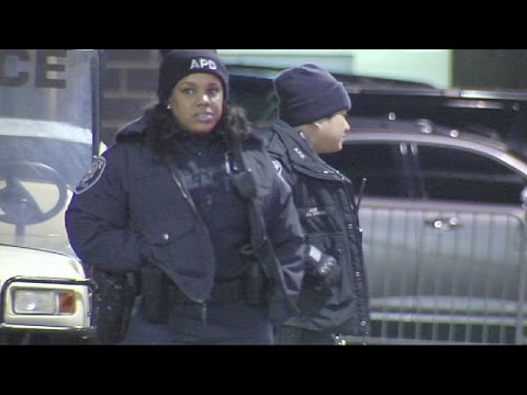 واشنطن تعزز إجراءات الأمن في المباني الحكومية