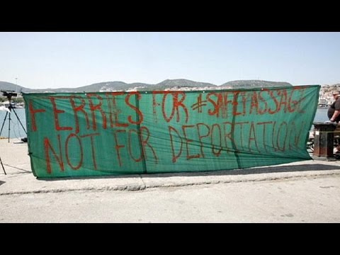 شاهد تراجع نسبي لتدفق المهاجرين واللاجئين على اليونان