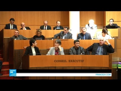شاهد القوميون  في كورسيكاعلى محك السلطة
